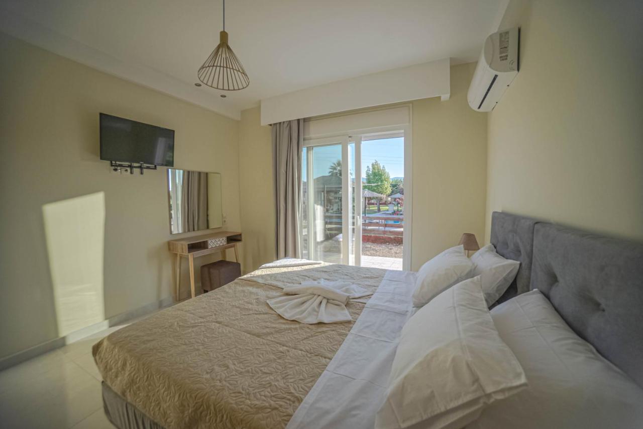 Augoustinos Luxury Sarakinadhon
